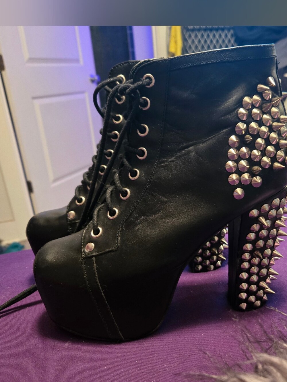 Jeffrey Campbell Black leather Spike LITA